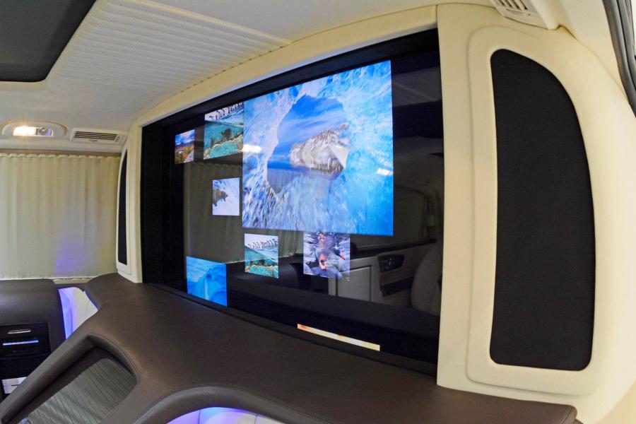  Mercedes-Benz Viano iBusiness by Brabus 2015 года  (фото 9 из 31)